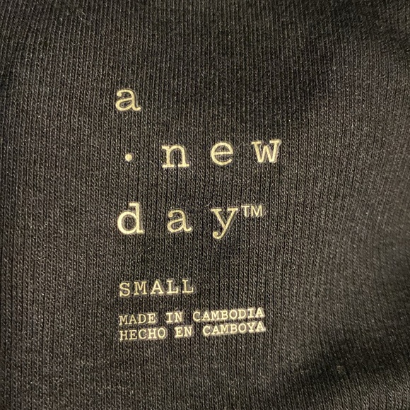 2/$8! NWT. A New Day tank tops l - Picture 5 of 8